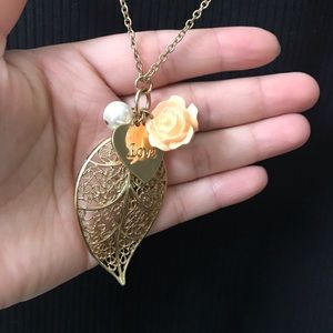 Leaf necklace